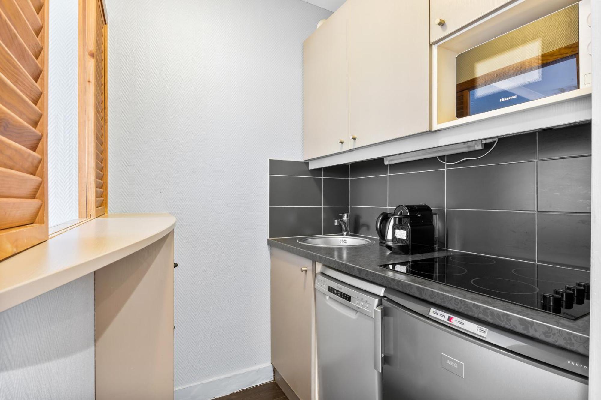 Grand Appartement Avec Balcon - Proche Parc Des Expo - Parking Privee Issy-les-Moulineaux Dış mekan fotoğraf